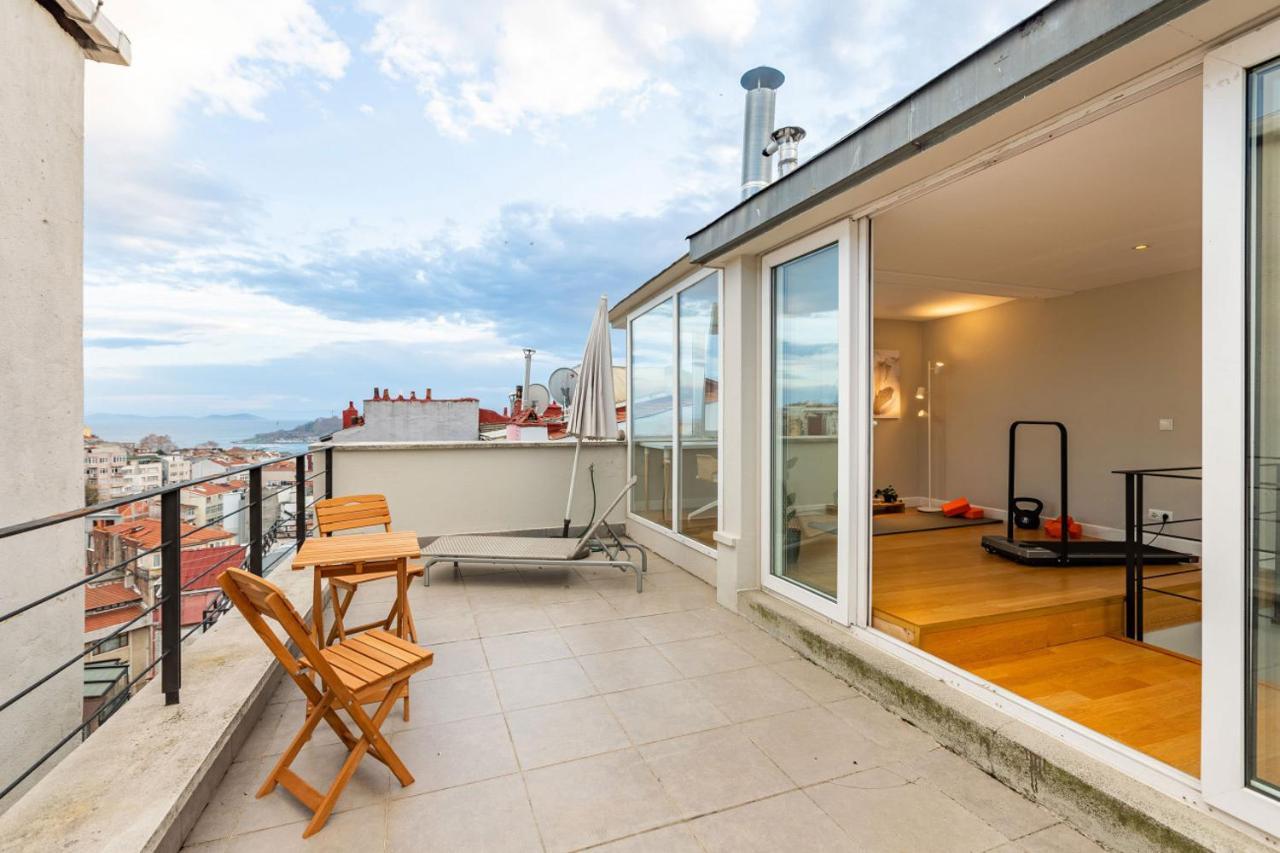 Mesmerizing Flat With Bosphorus View In Beyoglu Apartment Istanbul Exterior photo